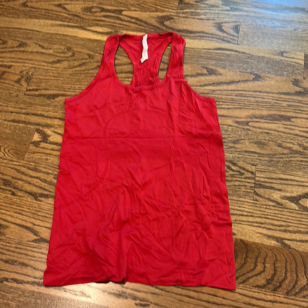 Lululemon swiftly tech tank top (size 6)